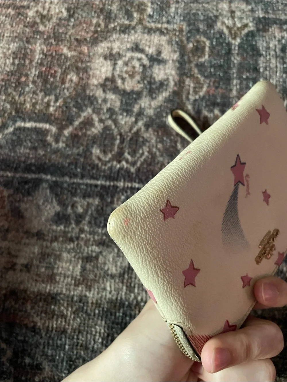 💫Coach Corner Zip Wristlet in Disco Star Print C7350💫